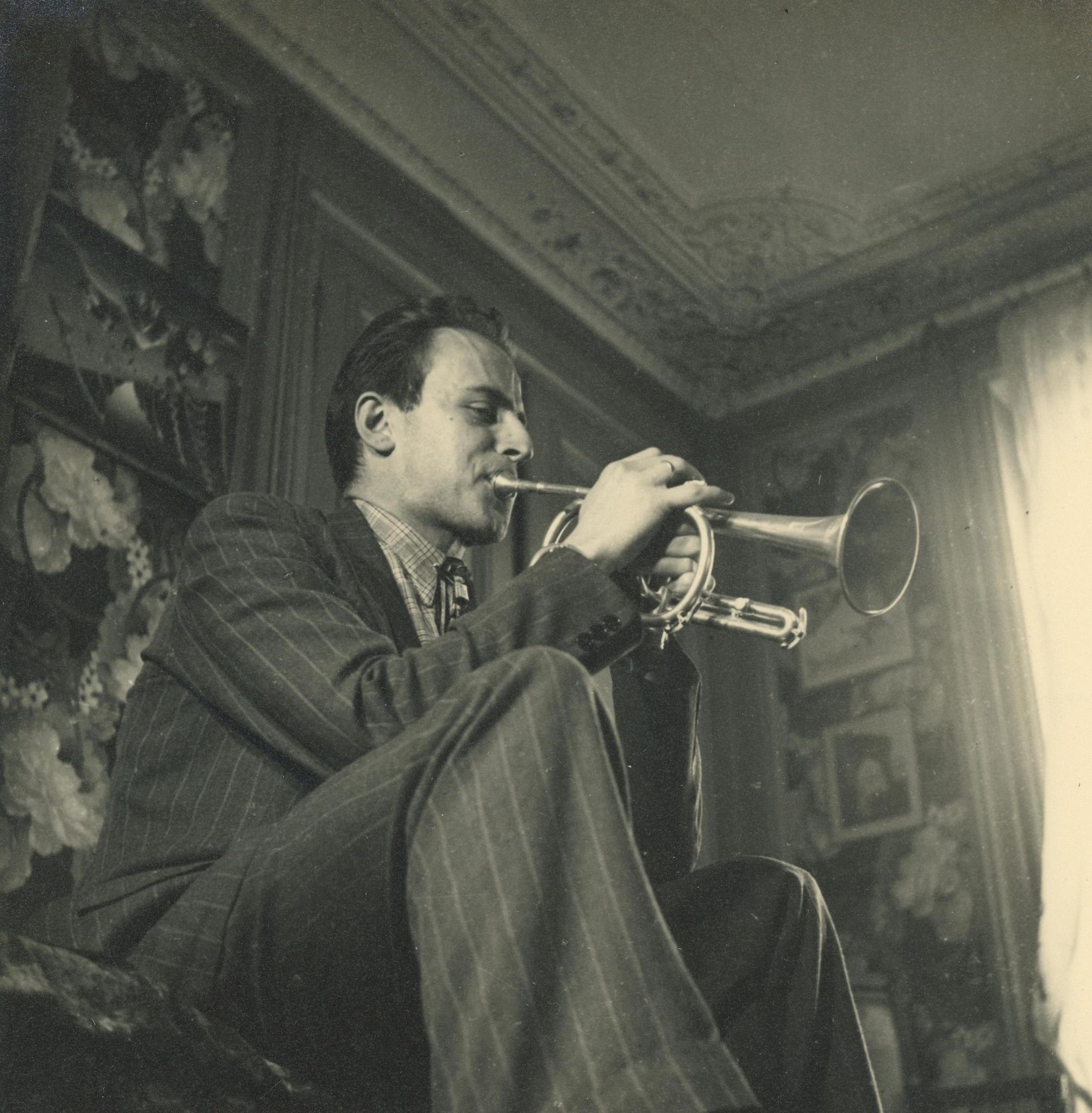 “Sputerò sulle vostre tombe”. La follia di Boris Vian